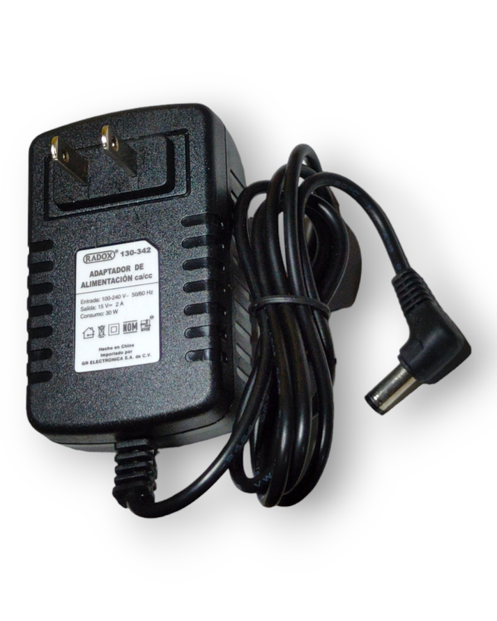 Adaptador Eliminador Voltaje Bafles de 15v 2A
