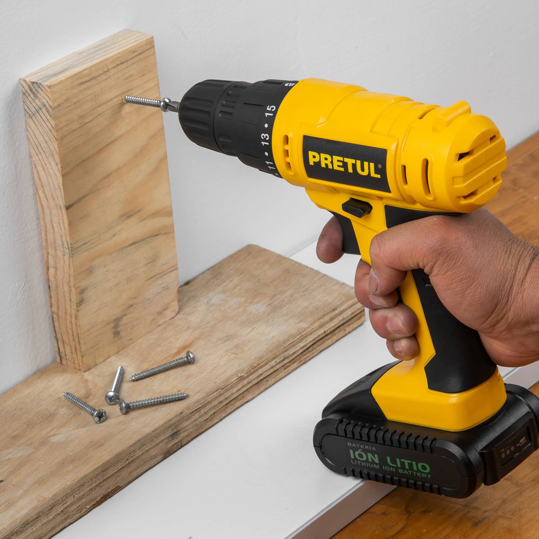 Taladro inalambrico bateria ion litio 20 V Pretul